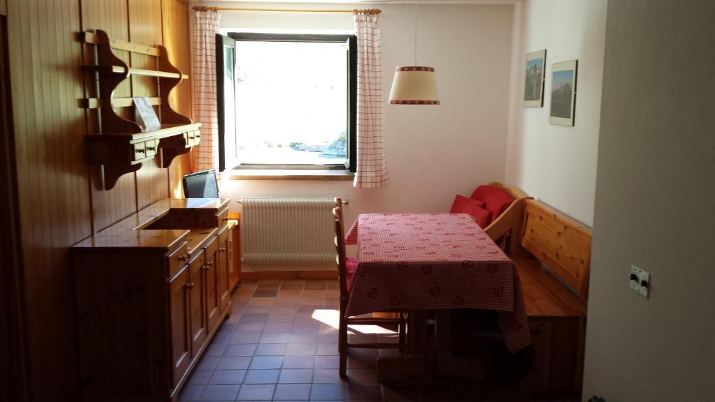 Apartments Gonzaga Canazei Rum bild